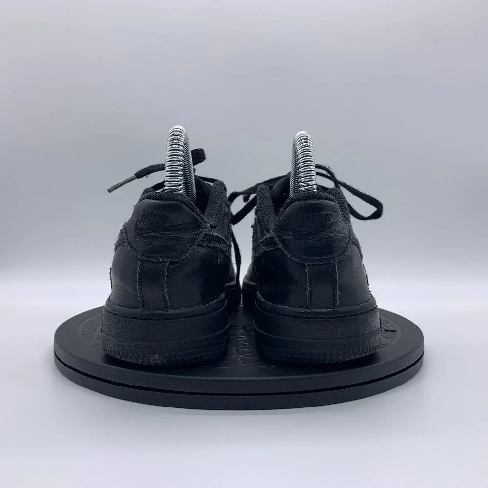 Boys Nike Air Force 1 Sneakers Triple Black Size 3_4